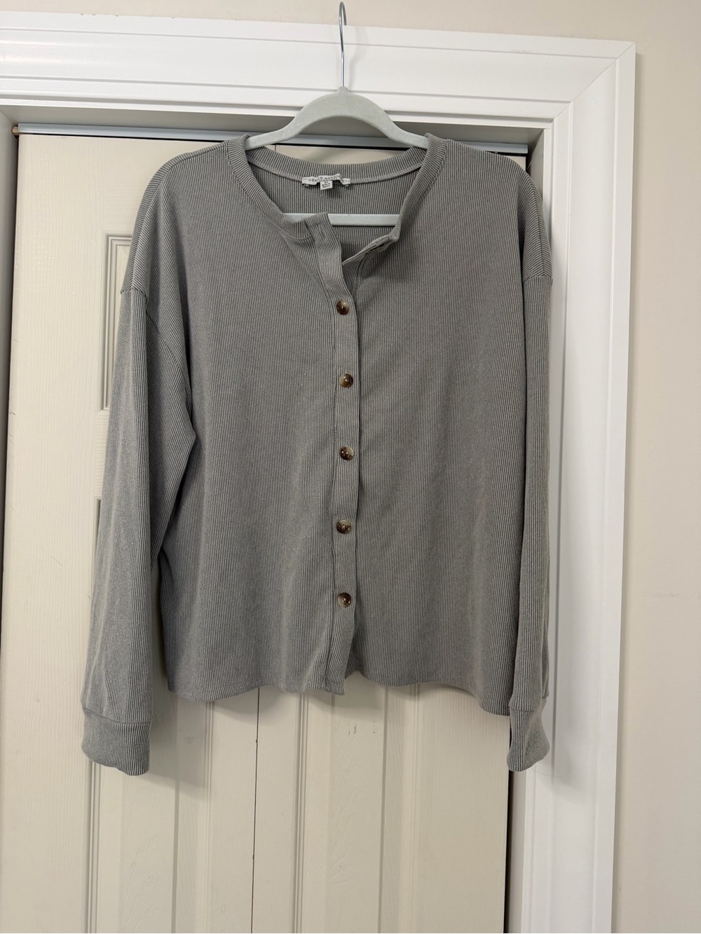 Green Envelope Relaxed Ribbed Button-Up Cardigan - Gray